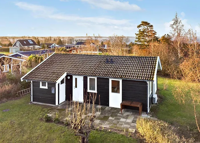 Vakantiehuis 2 Bedroom Stunning In